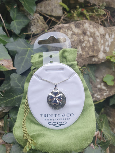 Trinity & Co. Marble Four Leaf Clover Silver Pendant