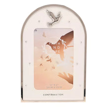 Load image into Gallery viewer, Decorative photo frame with a dove design on a white background