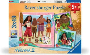 Ravensburger Moana 2 puzzle box with images of characters on a beach.
