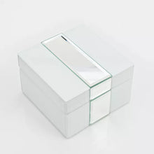 Load image into Gallery viewer, Hestia White &amp; Silver Glass Box 12.5cm
